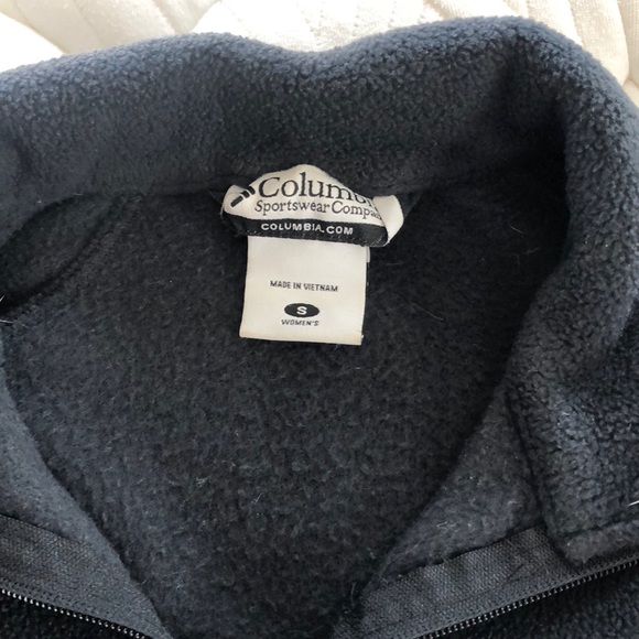 Columbia fleece jacket- black small - Picture 2 of 3